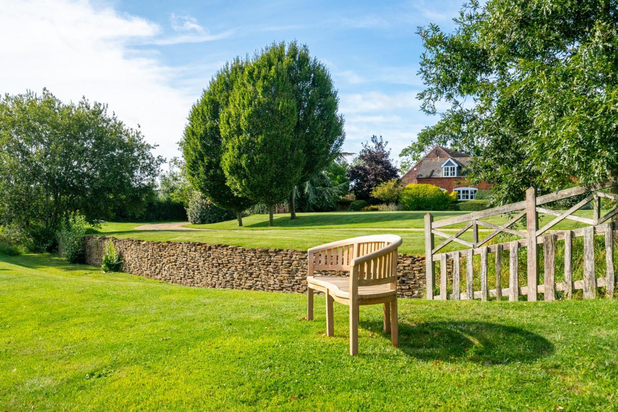 14 Acres - Luxury Countryside Retreats Otel Market Harborough Dış mekan fotoğraf